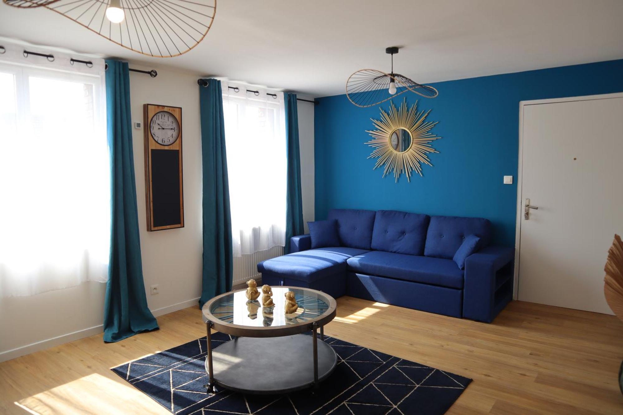 Le Spacieux A Saint-Omer - 2 Chambres, Centre Et Gare A Pied, Parking Gratuit エクステリア 写真